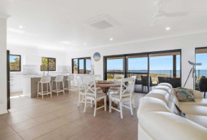 ESCAPE WITH A VIEW Emu Park